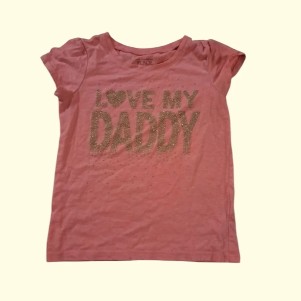 The Children's Place Kid's Peach Gold Sparkly 'Love My Daddy' T-Shirt Girl's 5T